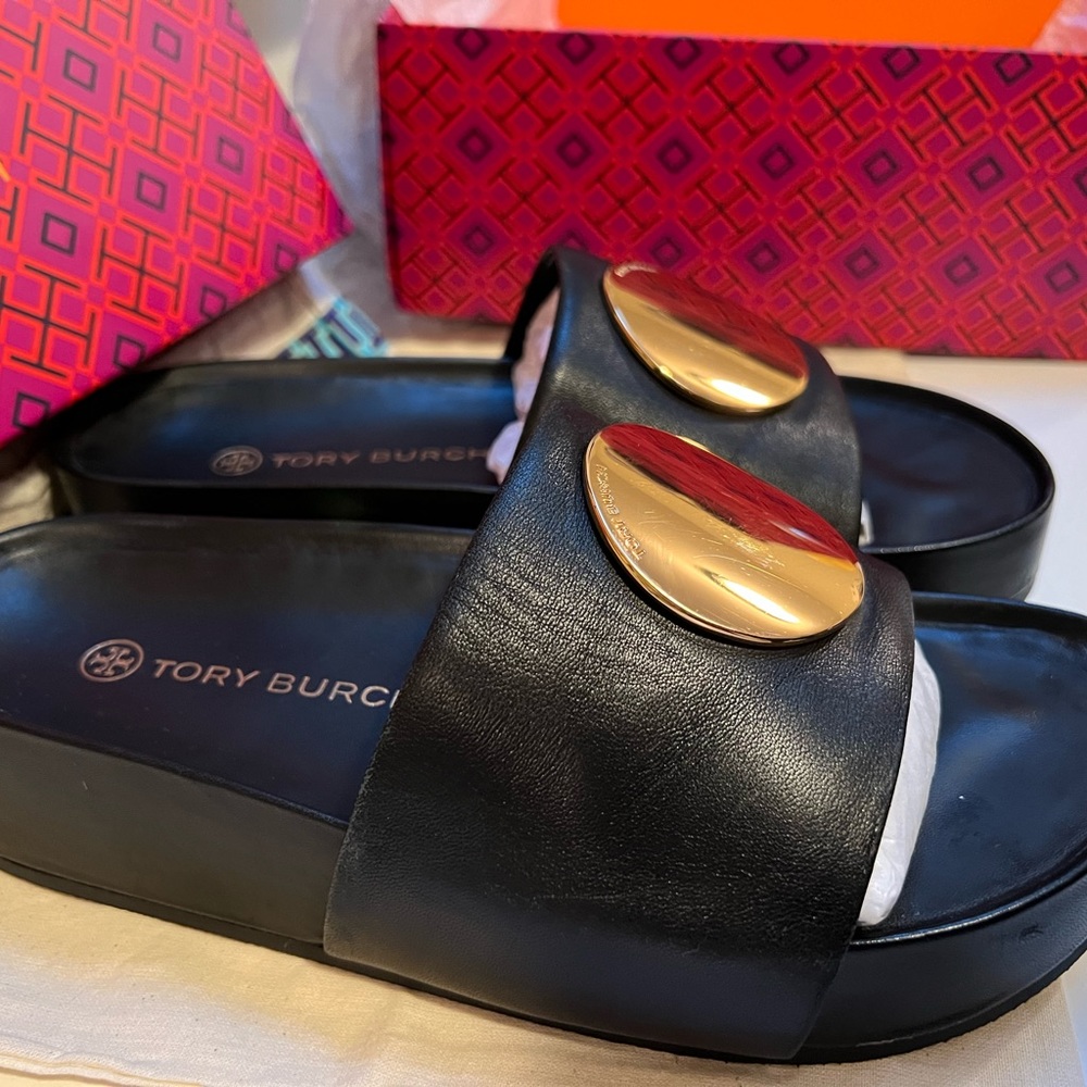 Tory Burch Plato’s leather slide. Excellent condition. - Picture 2 of 8